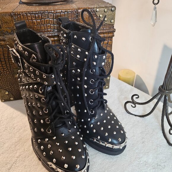 Gianni Bini Shoes - Gianni Bini Rhiannen Studded Chunky Lug Sole Booties